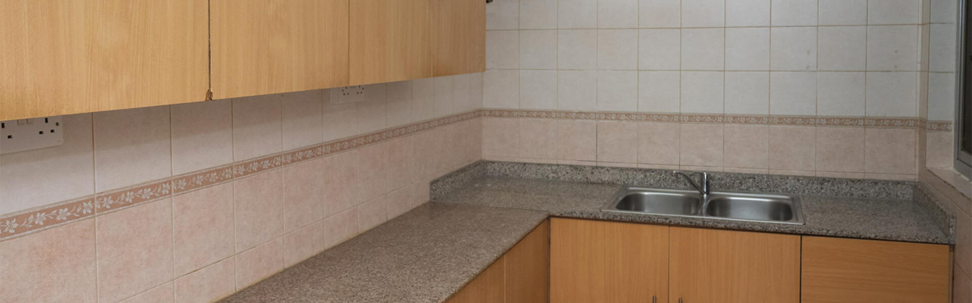Al Hoora Building Kitchen | Almoayyed Properties